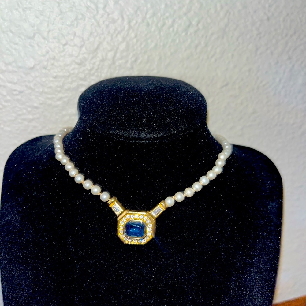 Christian Dior designer Sapphire blue &clear rhinestone faux pearl drop necklace